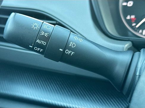 Certified 2025 Subaru Crosstrek 2.5i Limited w/ Crosstrek Mirror Package image 16