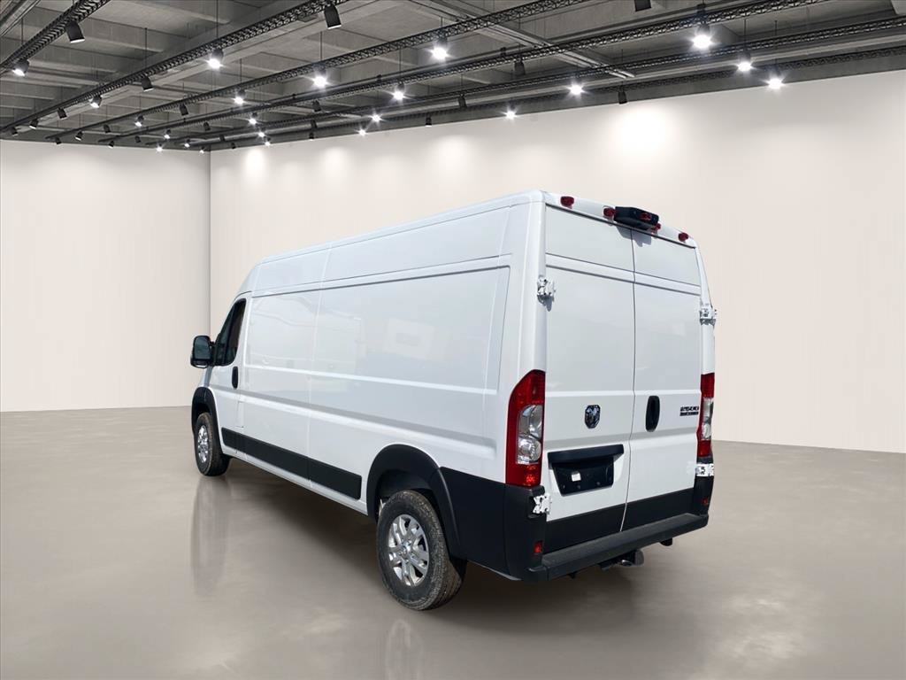 New 2026 RAM ProMaster 2500 w/ Quick Order Package 22G SLT FWD image 3