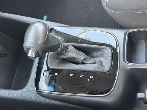 Used 2017 Kia Forte LX FWD image 7
