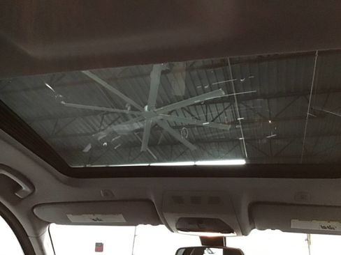 Used 2014 BMW 528i Sedan image 25