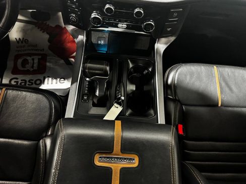 Used 2021 Ford F150 Platinum w/ FX4 Off-Road Package image 37