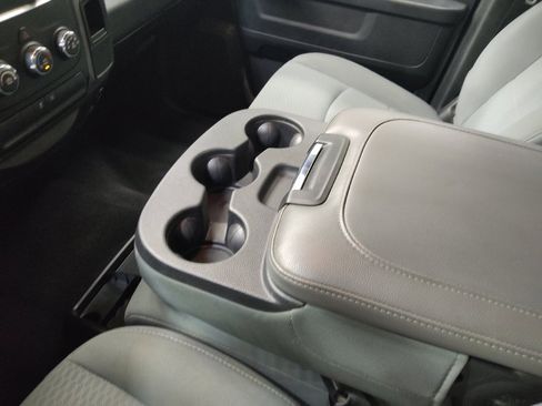 Used 2018 RAM 1500 Express w/ Express Value Package RWD image 26