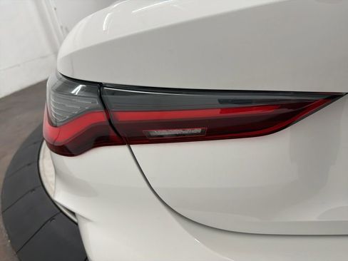 Used 2023 BMW M440i Convertible w/ Premium Package image 12