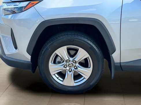Used 2022 Toyota RAV4 XLE w/ Convenience Package AWD/4WD image 38