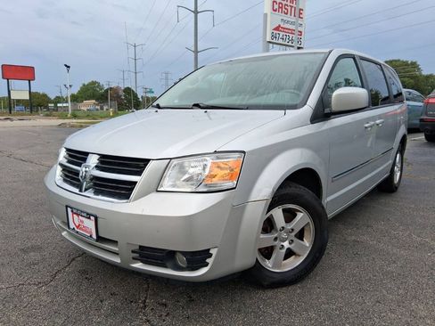 Used 2008 Dodge Grand Caravan SXT w/ Family Value Group FWD image 1