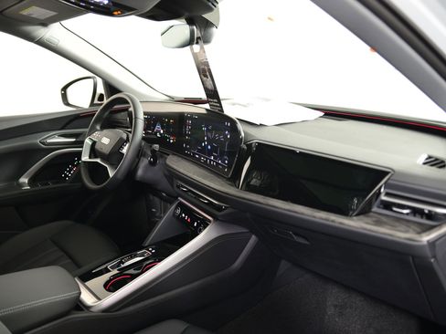 New 2025 Audi Q5 Premium image 18