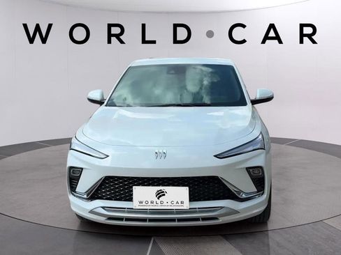 Used 2025 Buick Envista Avenir image 3