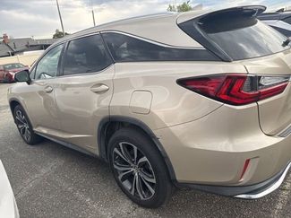 Used 2018 Lexus RX 450hL Premium w/ Premium Package video 1