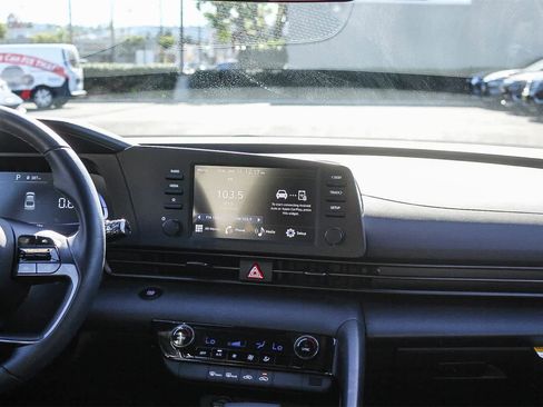 Certified 2025 Hyundai Elantra Sport w/ Cargo Package image 17