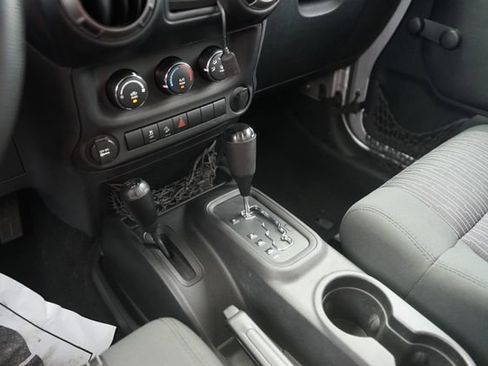 Used 2012 Jeep Wrangler Sport AWD/4WD image 24