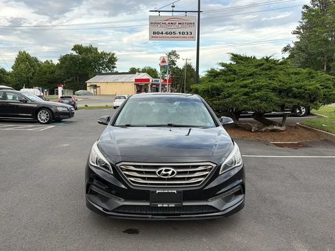 Used 2017 Hyundai Sonata Limited w/ Tech Package 03 FWD image 2