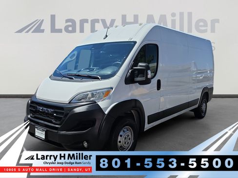 Used 2025 RAM ProMaster 2500 w/ Convenience Group FWD image 1