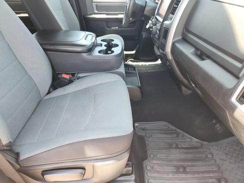 Used 2023 RAM 1500 Classic SLT w/ Electronics Group AWD/4WD image 17