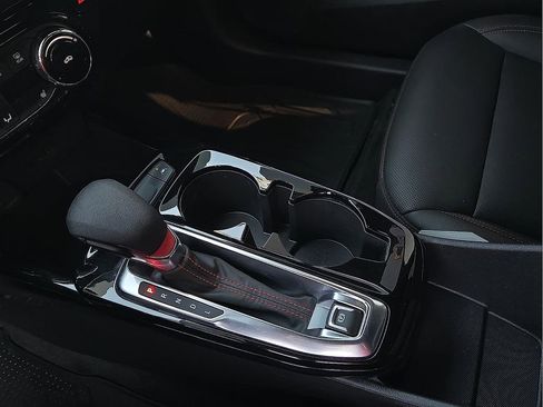 Used 2024 Chevrolet Trax RS w/ Driver Confidence Package image 21