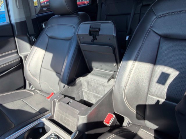 Used 2022 Ford Explorer Limited AWD/4WD image 29