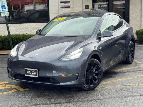 Used 2021 Tesla Model Y Long Range AWD/4WD image 2