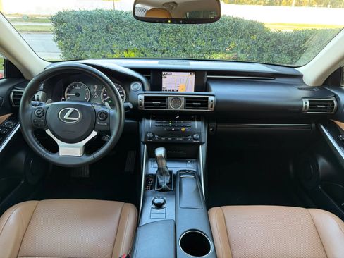 Used 2014 Lexus IS 350 w/ Navigation Package RWD image 9