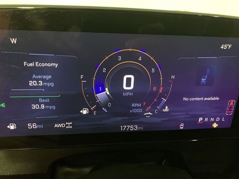 Used 2024 Chevrolet Traverse RS image 12