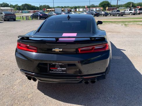 Used 2017 Chevrolet Camaro SS RWD image 8