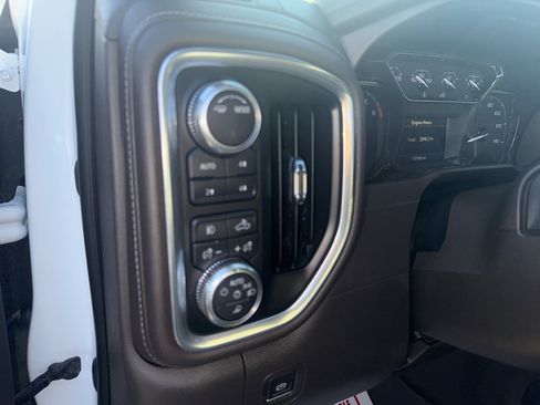 Used 2021 GMC Sierra 1500 SLT w/ SLT Premium Plus Package image 13