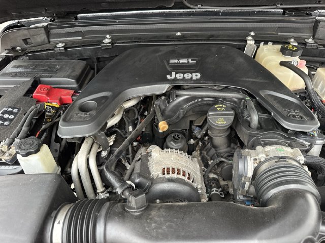 Used 2020 Jeep Gladiator Sport w/ Trailer Tow Package AWD/4WD image 35