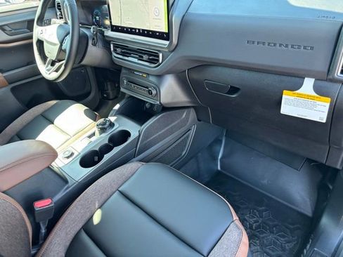 New 2026 Ford Bronco Sport Outer Banks w/ Sasquatch Outer Banks Package image 21