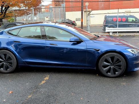Used 2022 Tesla Model S image 5