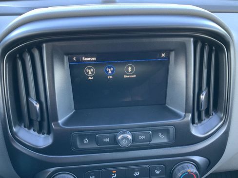 Used 2019 GMC Canyon 2WD Crew Cab w/ Convenience Package image 33