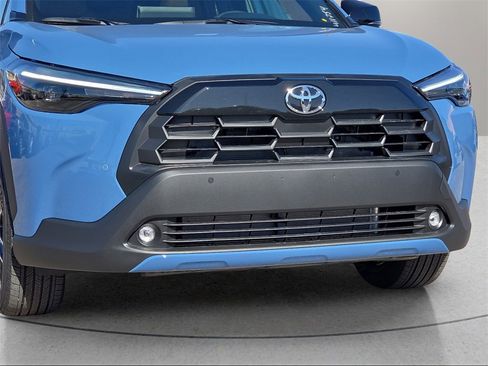 New 2026 Toyota Corolla Cross XLE image 9