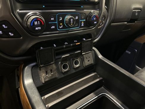 Used 2018 Chevrolet Silverado 3500 LTZ w/ Duramax Plus Package image 30