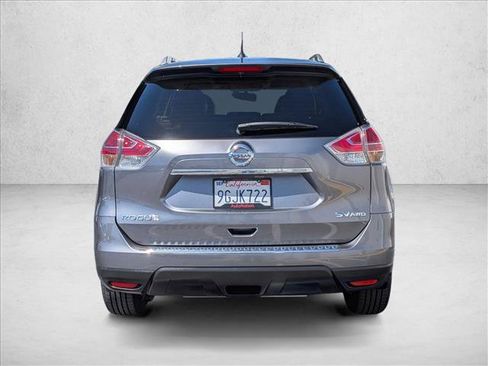 Used 2016 Nissan Rogue SV AWD/4WD image 7