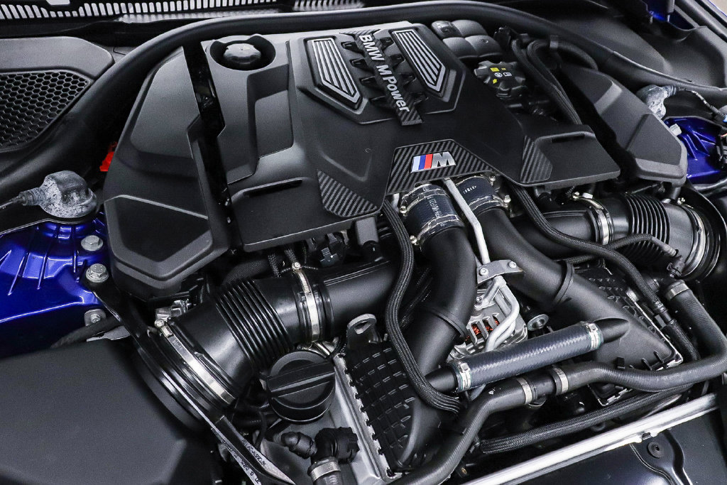 Certified 2023 BMW M5 w/ Executive Package AWD/4WD image 32