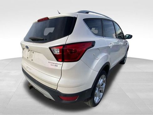 Used 2019 Ford Escape Titanium AWD/4WD image 9