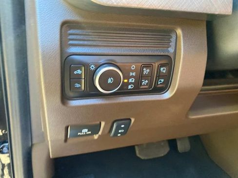 Used 2025 Ford F250 King Ranch AWD/4WD image 15