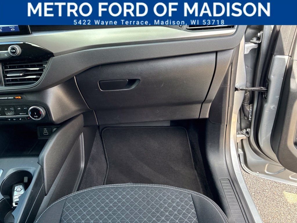 Used 2024 Ford Escape Active AWD/4WD image 44