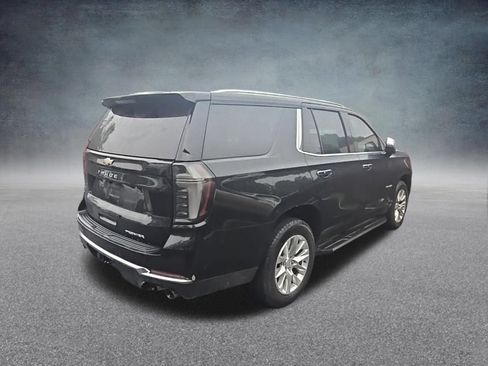 Used 2025 Chevrolet Tahoe Premier AWD/4WD image 8