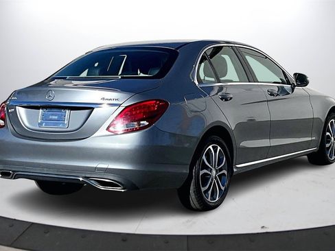 Used 2015 Mercedes-Benz C 300 4MATIC Sedan image 9