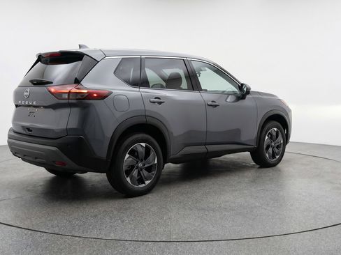 Used 2025 Nissan Rogue SV AWD/4WD image 9