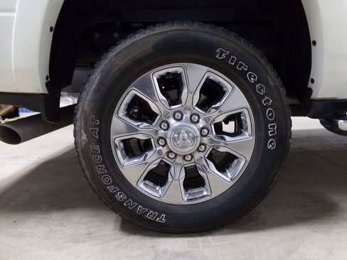 Used 2024 RAM 2500 Limited image 38