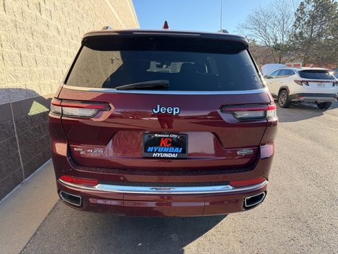 Used 2022 Jeep Grand Cherokee L Overland image 3
