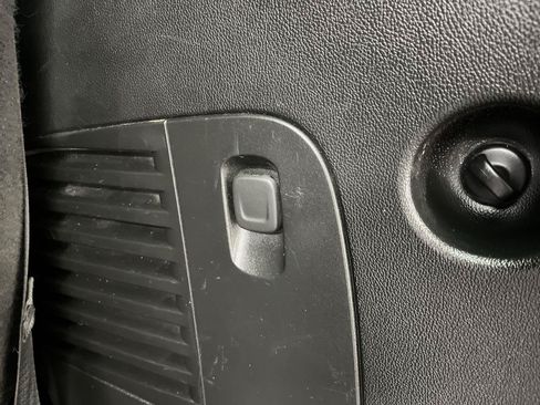 Used 2019 Chevrolet Tahoe LS AWD/4WD image 4