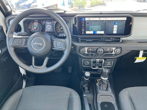 Used 2025 Jeep Wrangler Sport image 25