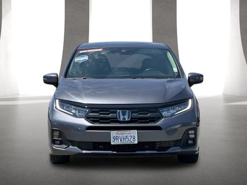 Used 2025 Honda Odyssey EX-L image 9