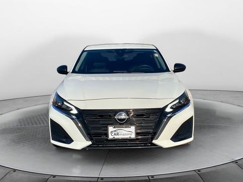 Used 2024 Nissan Altima 2.5 S image 8