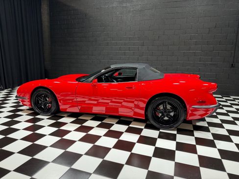 Used 1999 Chevrolet Corvette Convertible w/ Memory Pkg RWD image 6