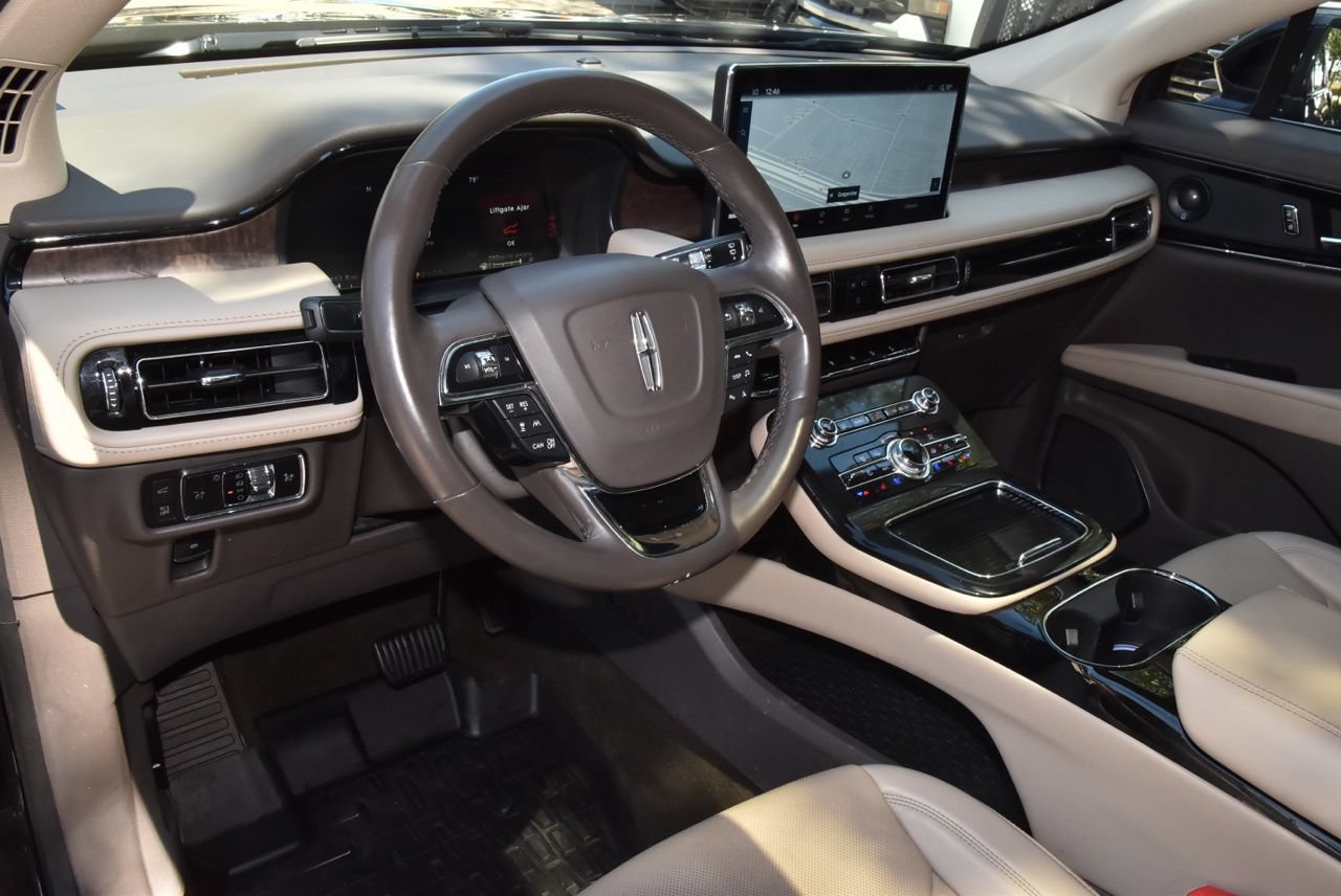Used 2023 Lincoln Nautilus Reserve w/ Equipment Group 201A AWD/4WD image 33