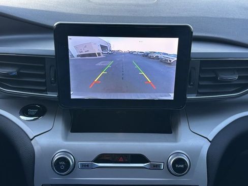 Used 2023 Ford Explorer XLT w/ Equipment Group 202A image 35