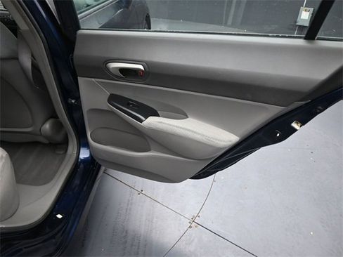 Used 2010 Honda Civic LX image 22