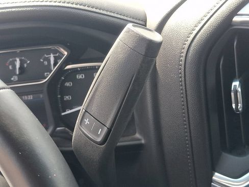 Used 2020 GMC Sierra 1500 Elevation w/ Elevation Value Package AWD/4WD image 14