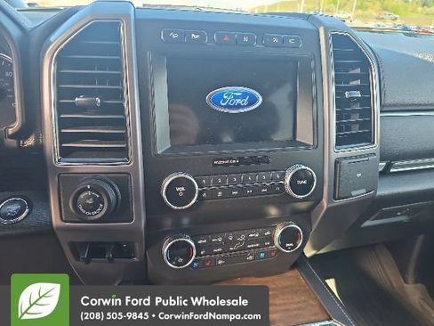 Used 2019 Ford Expedition Platinum AWD/4WD image 16